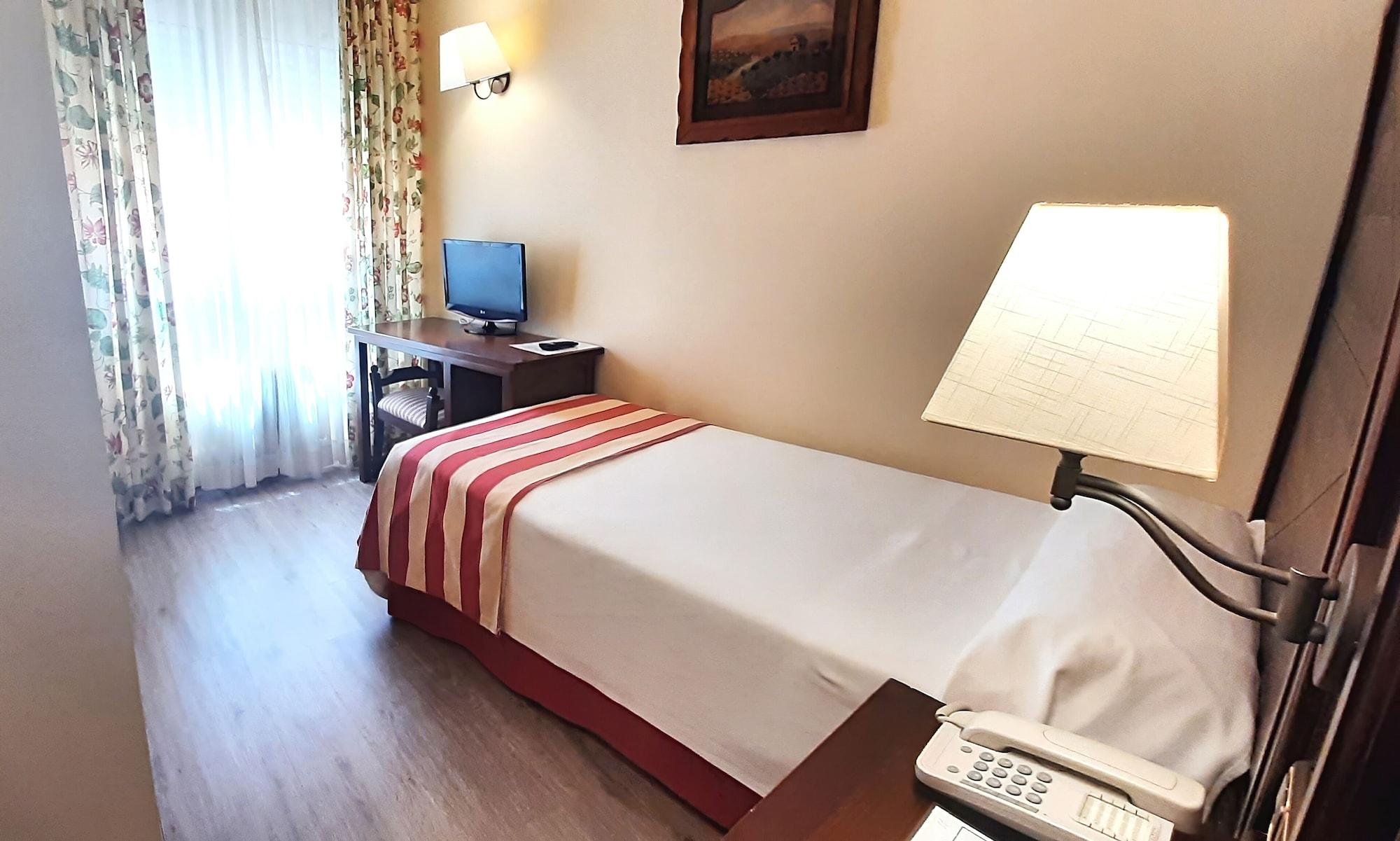 Hotel Urogallo Vielha Zewnętrze zdjęcie