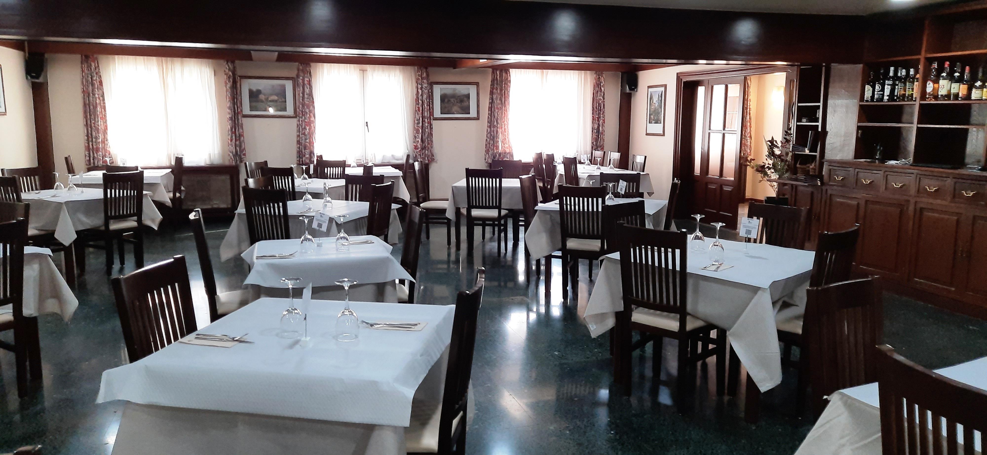 Hotel Urogallo Vielha Zewnętrze zdjęcie
