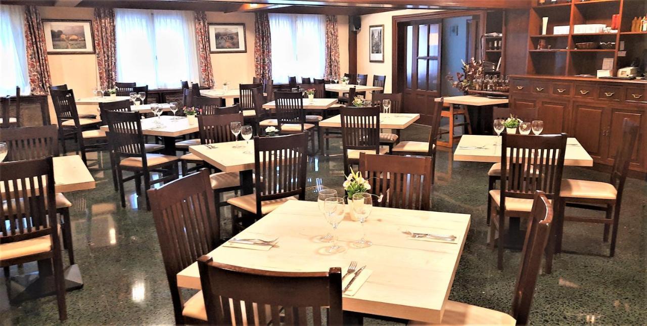 Hotel Urogallo Vielha Zewnętrze zdjęcie